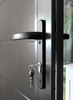 Aluk aluminium Residential door